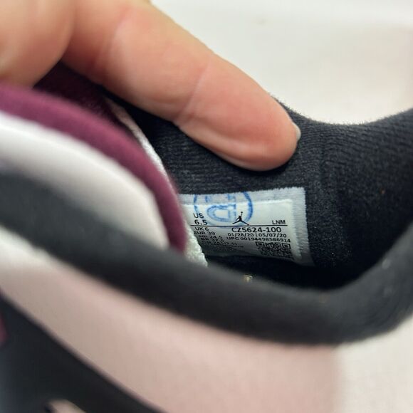 Nike Air Jordan 4 Retro x Paris Saint-Germain “Bordeaux” - Picture 6 of 6